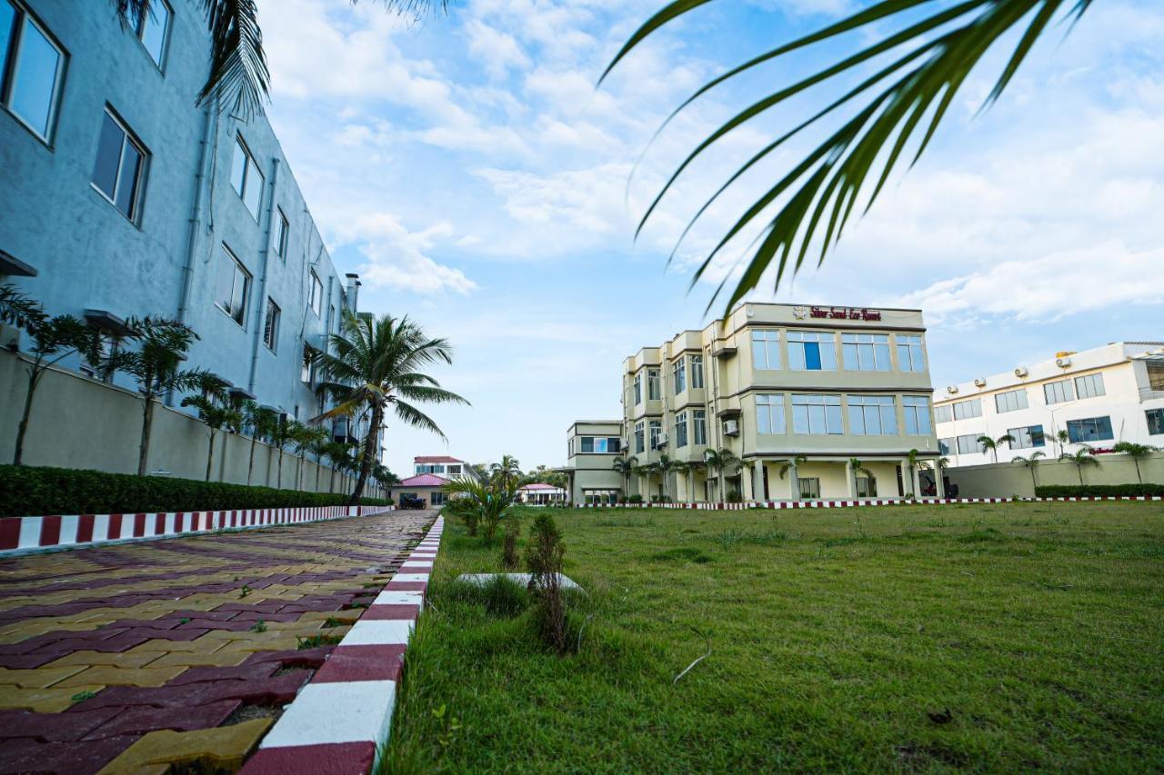 Silver Sand Eco Resort !! Beachfront !! With Biggest Pool And Huge Open Area !! Ideal For Weddings !! Couple Friendly !! Mandarmani Exterior foto