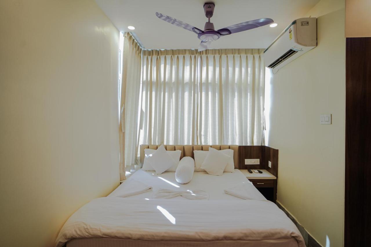 Silver Sand Eco Resort !! Beachfront !! With Biggest Pool And Huge Open Area !! Ideal For Weddings !! Couple Friendly !! Mandarmani Exterior foto